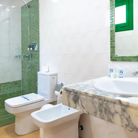 Hyde Park Lane Апарт-отель 3*