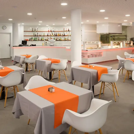 Hyde Park Lane 아파트호텔
